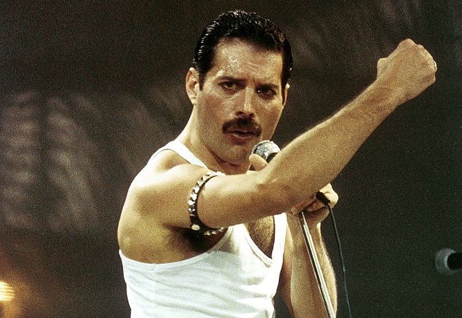 Penyanyi legendaris Freddie Mercury